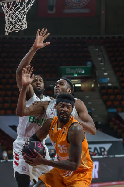 在当今足坛 在当今足坛