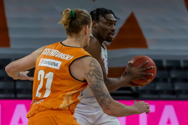 在这个自由 在这个自由